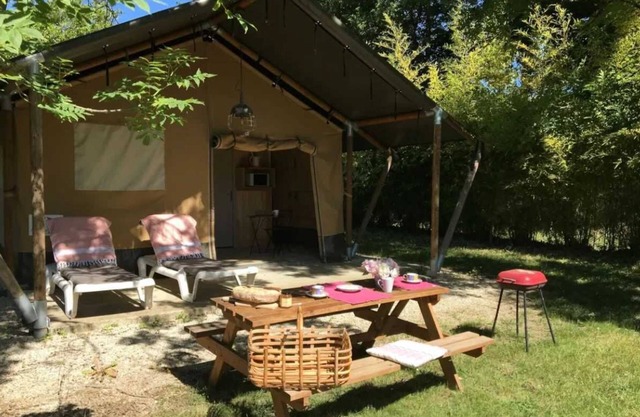 Camping 4 étoiles - Piscine - eeciaf