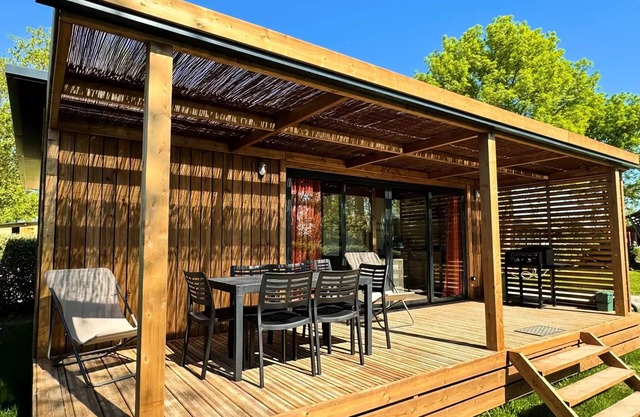 Camping de l'Etang Sites and Landscapes * - Chalet Premium Confluence 3ch - TV - LV - NEW 2024 ! 6 persons