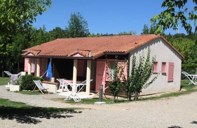 Camping du Faillal *** - 4 room cottage 6/8 people