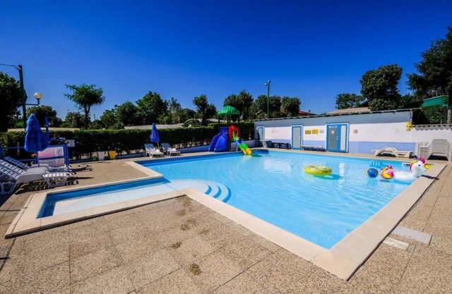 Camping Iris Park Mobilehome Lodge for 5 people