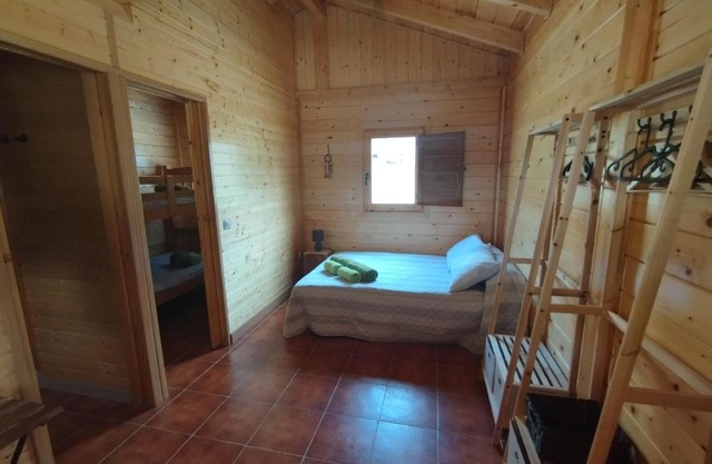 CAMPING LA ZARAPICA - Palacios del Sil