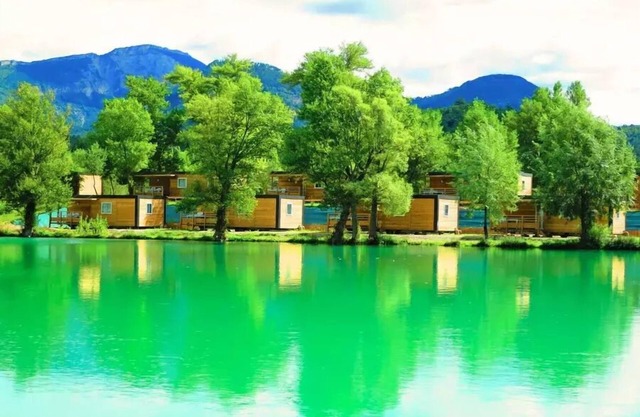 Camping Le Lac Bleu* - Mobile home Family Premium 3 Rooms 4 People Air-conditioned Lakeside