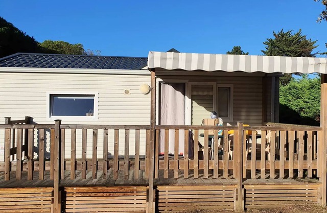 Camping LES VARENNES * - Mobil-home SALINE 2 chambres 4 personnes