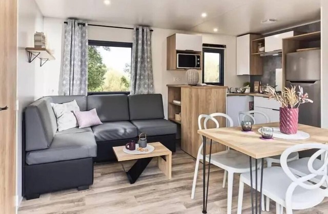 Camping LES VARENNES * - Mobil-home EVASION 2 chambres 4 personnes