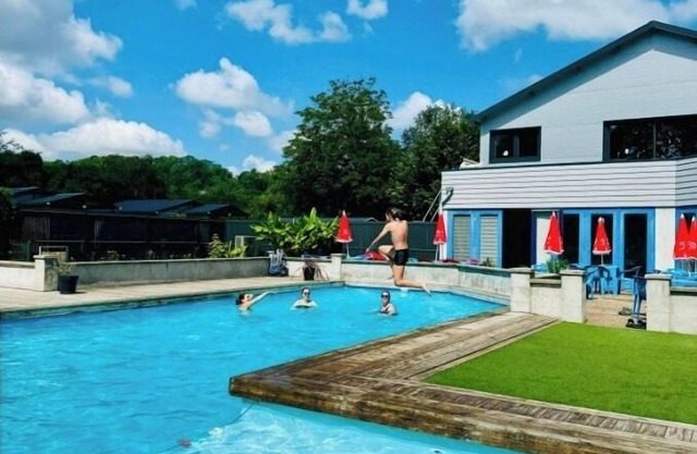 Camping les Naïades