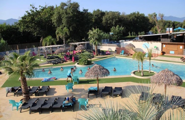Camping Paradis Le Pearl