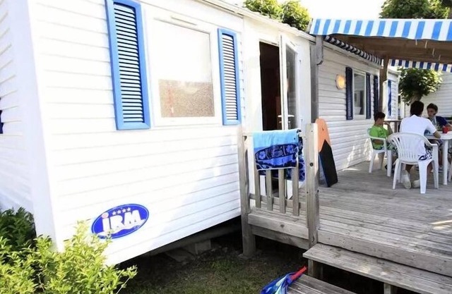 Camping Riez à la Vie * - 3 Room Mobile Home 4/6 People + TV