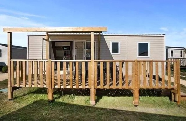 Camping Saint Jacques* - Mobile home Premium 4 rooms 6 people air-conditioned - TV