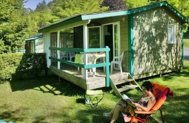 Campsite Flower le Val de la Marquise* - Chalet Lavande Confort 3 rooms 3 people