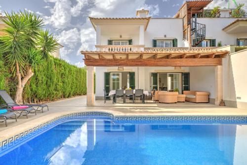 Can Caldero by Rentallorca