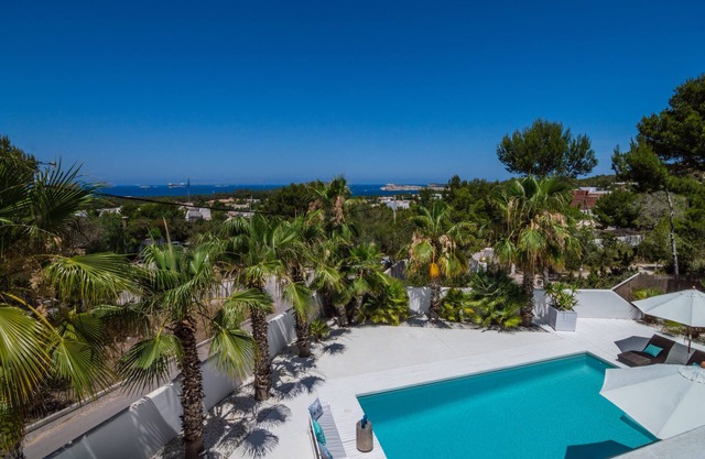 Can Love, sea view and Sunset.