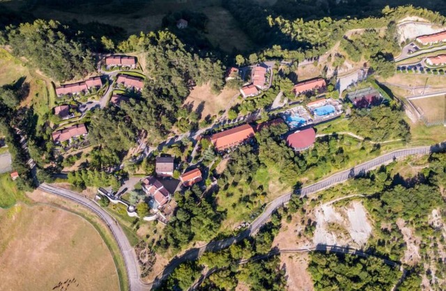 Cancelli trilo 4 persone by Interhome