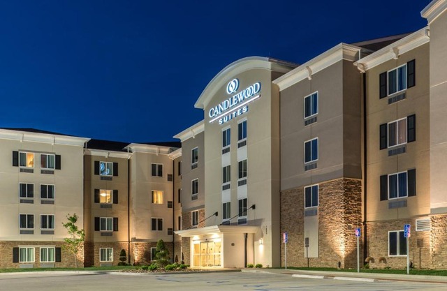 Candlewood Suites Columbia Hwy 63 & I-70 by IHG