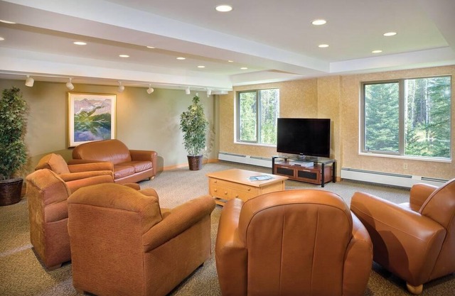 Canmore - Banff Resort 2bdr