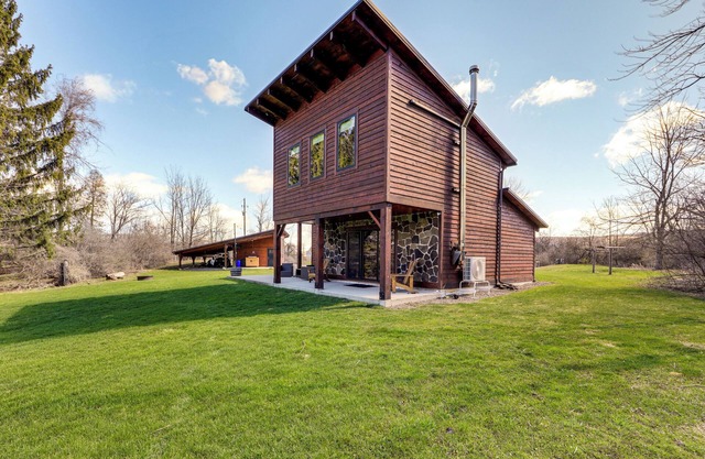 Canoe, Grill & Relax: Bo's Hideaway on Leland Pond