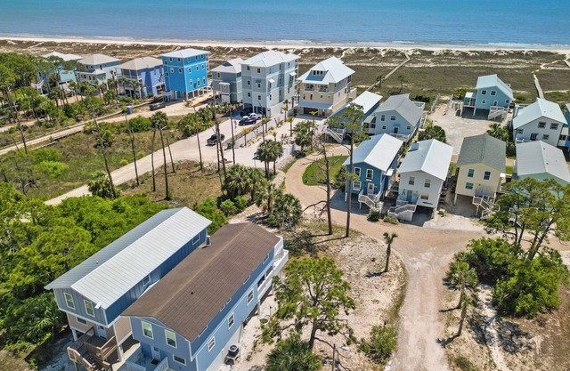 Cape San Blas | Short Walk | Gulf View | Pet OK | Sleeps 8
