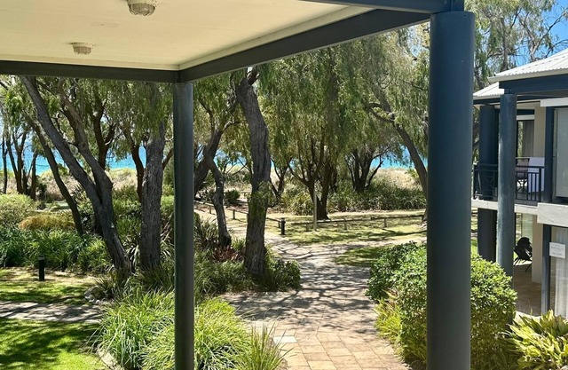 Cape View Beach Resort - Endless Summer