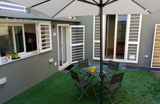 Cappucci Garden House, nice apartment with little garden few steps from seafront