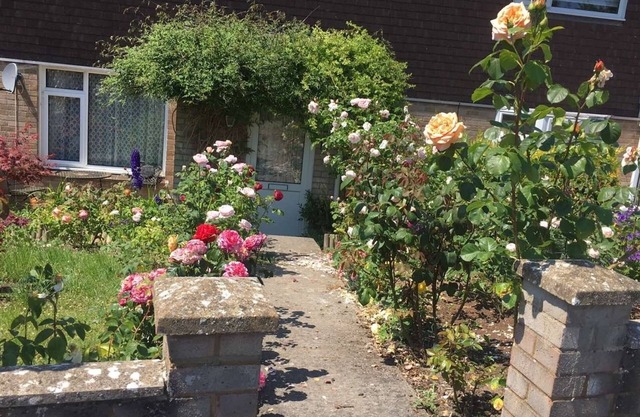 Captivating 2-Bed House in Amesbury, Salisbury