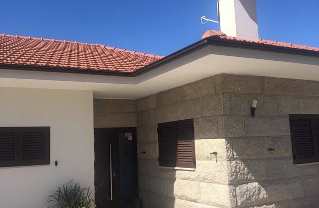 Captivating 3-Bed House in Travanca