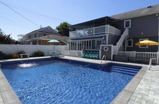 CAR405 | Exclusive South End, 5BR 3ba Home, 9 Tags to Private Beach, Pool!