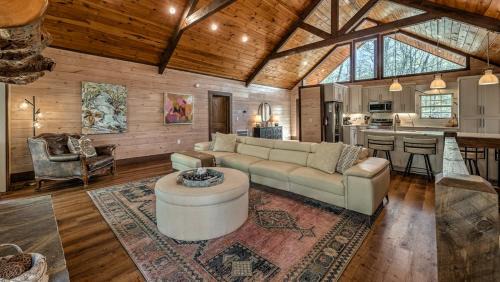 Cardinal Lodge