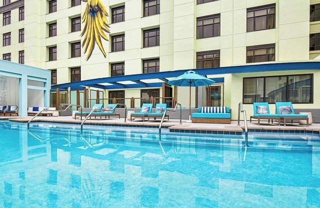 Carefree Getaway w/Refreshing Poolside Bar Access, Parking Onsite Available