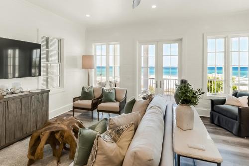Carillon Beach 01: Beachfront Blessings