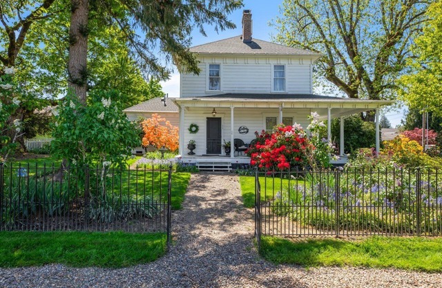 Carlton Farmhouse - A Quintessential Farmhouse in the heart of Carlton