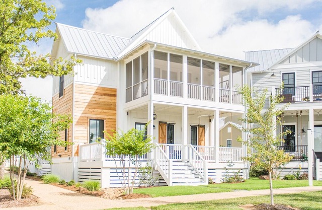 Carlton Landing-The Goondocks- Located on Redbud Park