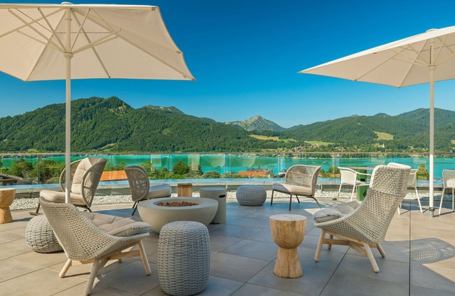 Caro & Selig, Tegernsee, Autograph Collection