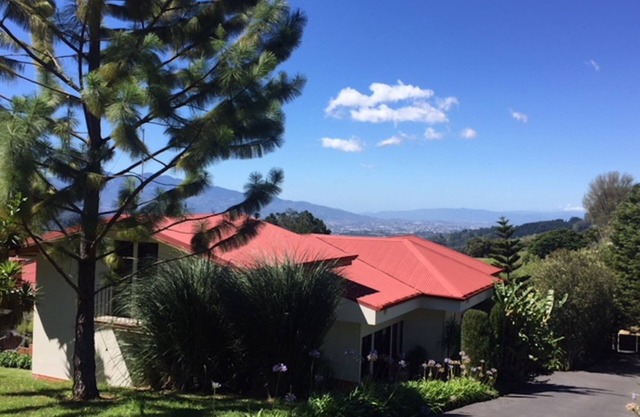Cartago Hills Home with Amazing View of San Jose