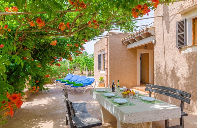 CAS GENERAL - Chalet with terrace in Porto Petro. Free WiFi
