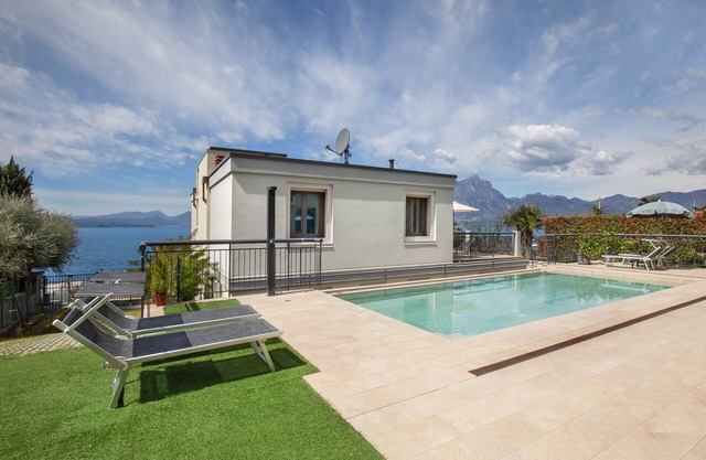 Casa al Lago With Pool And Lake View