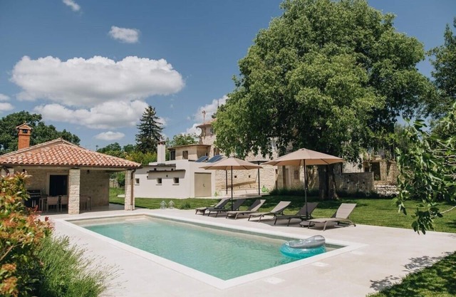 Casa Amalia with saltwater pool