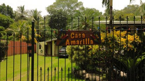 Casa Amarilla