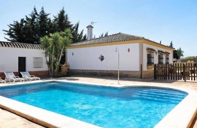 Casa Antonio II pool and BBQ