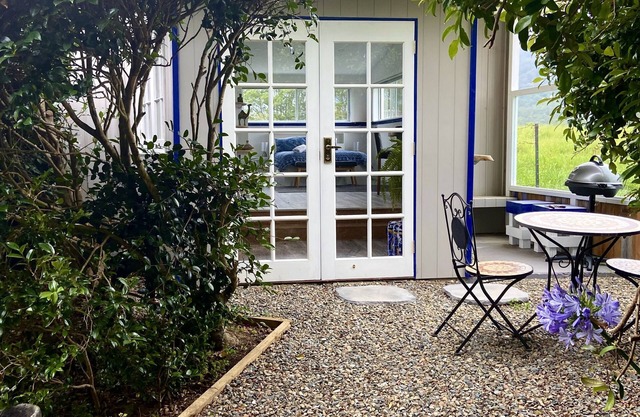 Casa Azure - quaint studio with a mediterranean touch