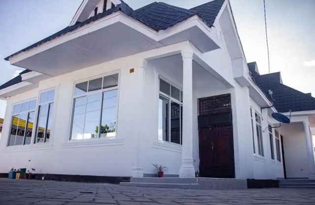 Casa Blanche - 2 Rooms - 4 Guests Full House