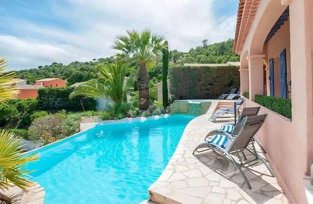 Casa-Capussambre piscine chauffée vue sur mer clim
