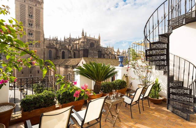 Casa Catedral. 4 bedrooms, private terrace, views