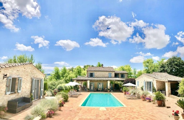 Casa Ciliegia, Sleeps 4 (2 Bedrooms).