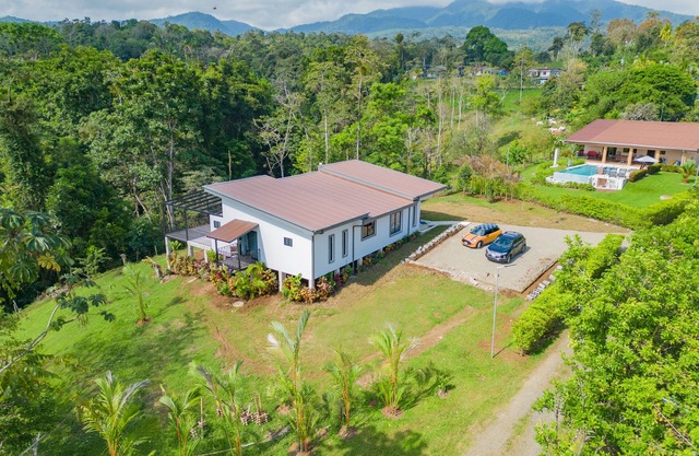 Casa Colibrí Esmeralda