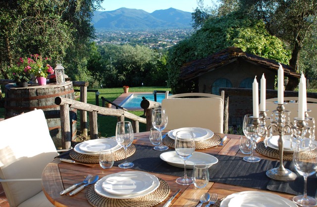 Casa Collina Verde, Highly rated villa near Lucca with private pool & garden.