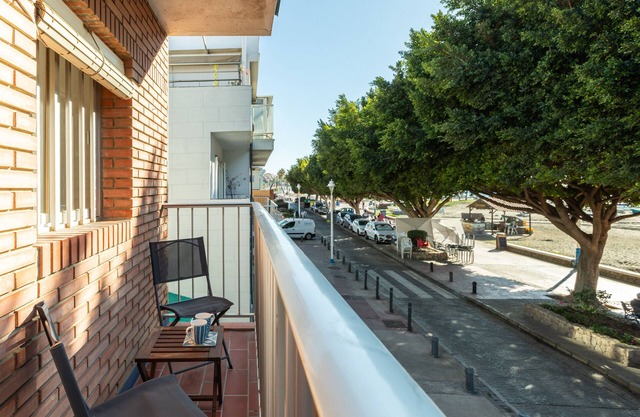 Casa Coral Beach - Two Bedroom Chalet, Sleeps 4