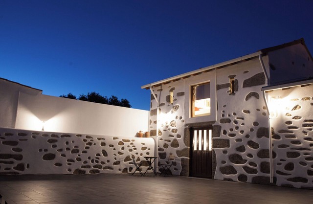 Casa da Eira - Rural house near Porto, with swimming pool and garden.