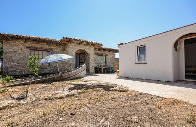 Casa Dana Vama Veche