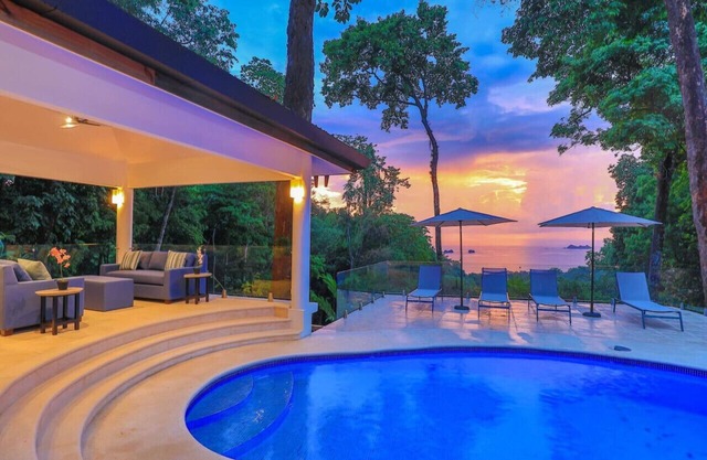 CASA DE PAZ · SPECTACULAR OCAN VIEW. PRIVATE ENTRANCE TO THE EXCLUSIVE BALLENA BEACH
