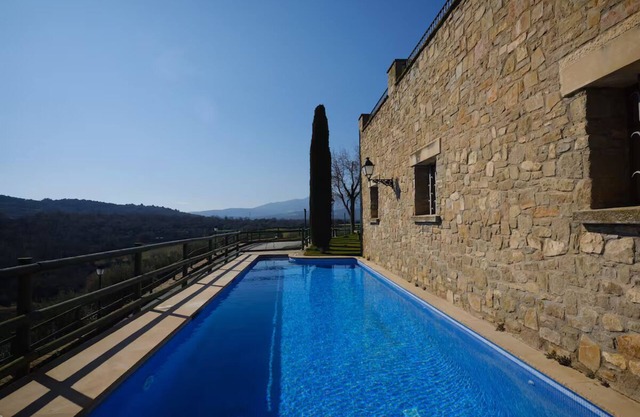Casa del Moliner - House for 7 with pool, AC and Wi-Fi
