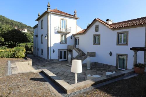 Casa dos Macieis on Santiago's Way - Stay at the entirety or separate wing of the Main House, or the entire Guesthouse & Optional Agritourism
